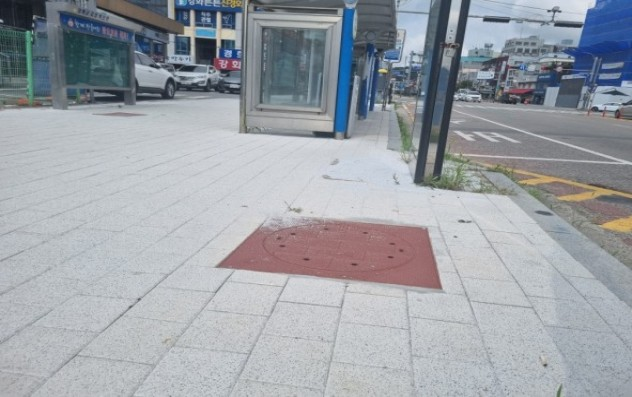 인천시 강화군, ‘추락방지’ 맨홀뚜껑...