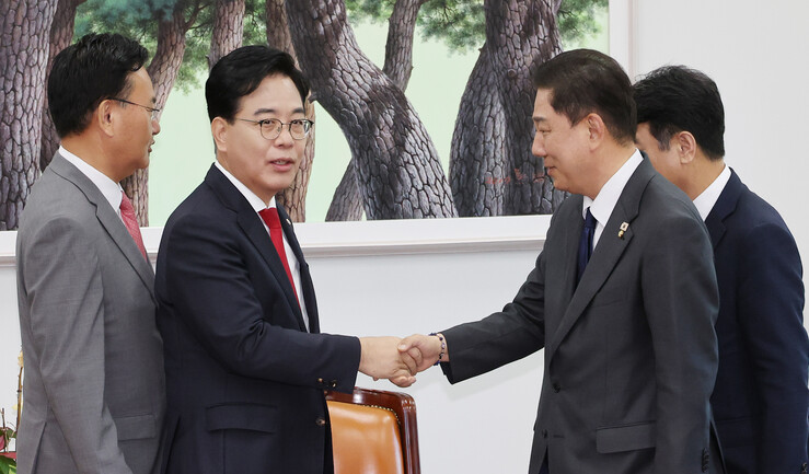 민주, 여야 원내대표 합의 ‘3대 특...