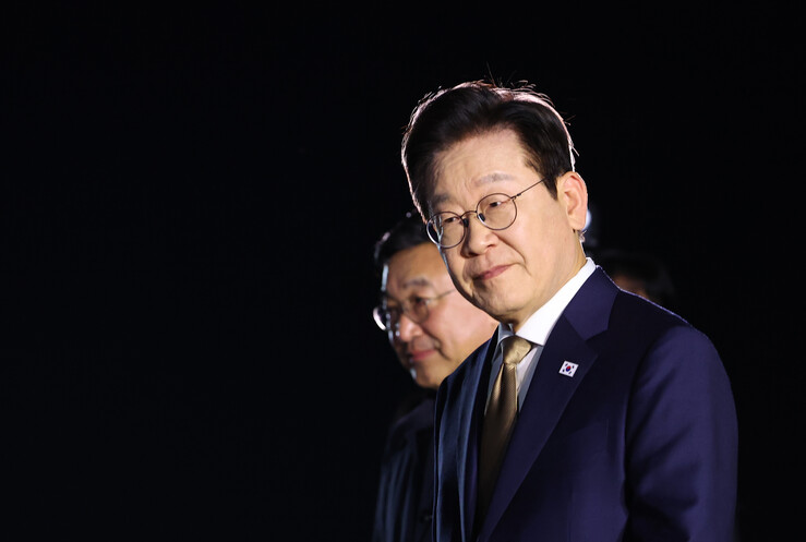 서울시민, 李 대통령 ‘잘못한다’ 4...