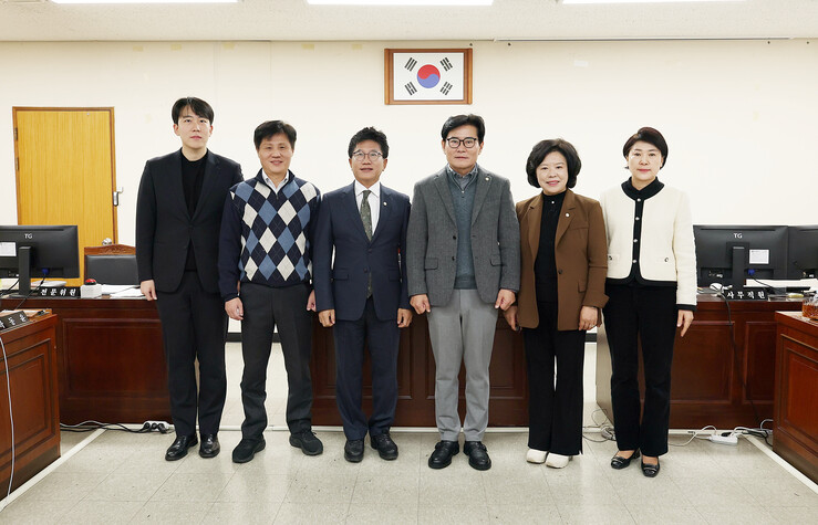 안양시의회 도시건설위원회  도시건설위...